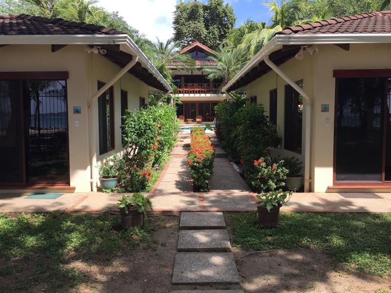 The Coast Beachfront Hotel Tamarindo Zewnętrze zdjęcie