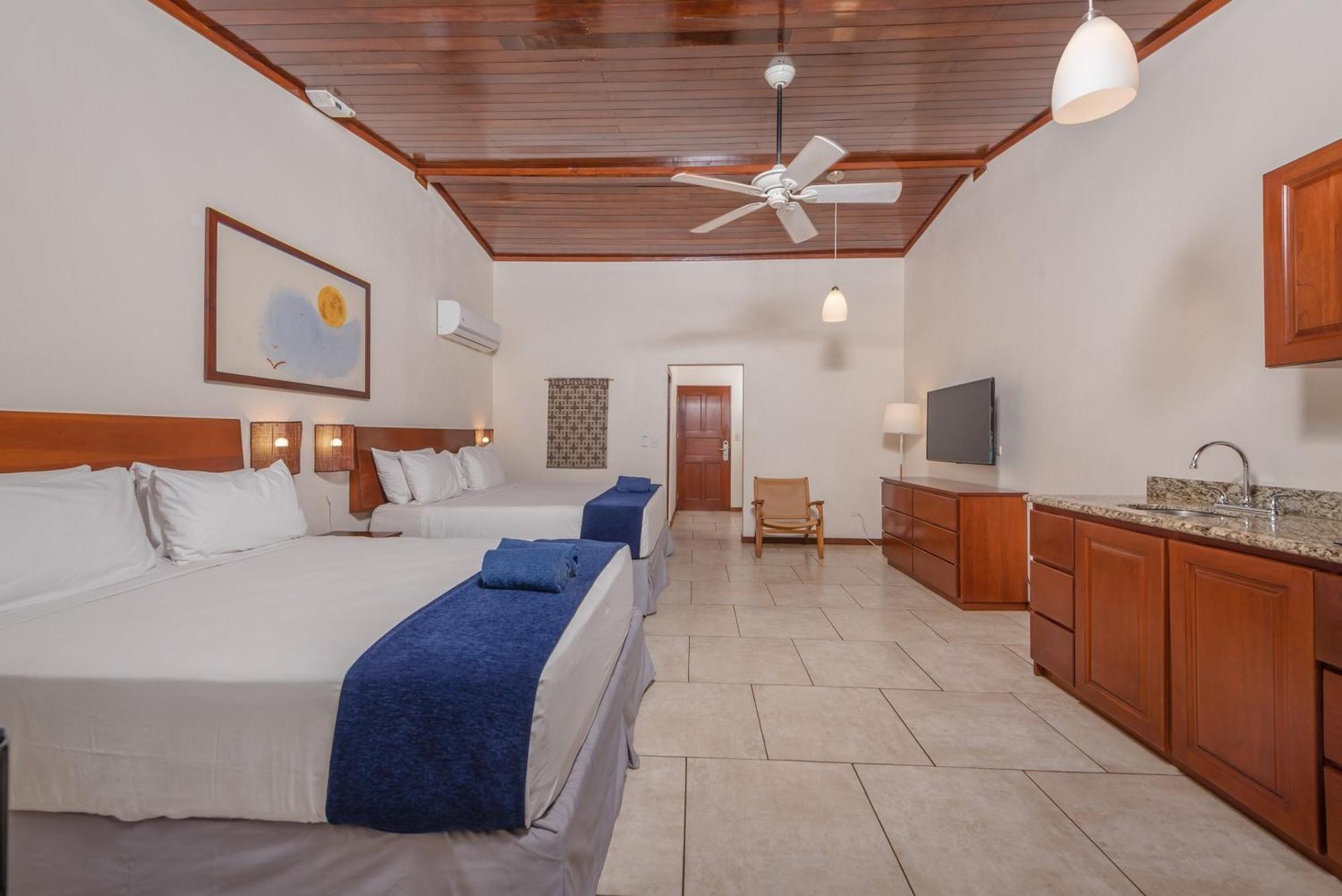 The Coast Beachfront Hotel Tamarindo Pokój zdjęcie